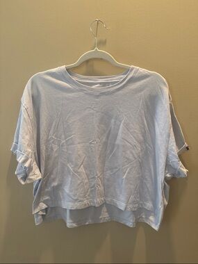 EUC VS PINK Light Blue Cropped Tee - XL